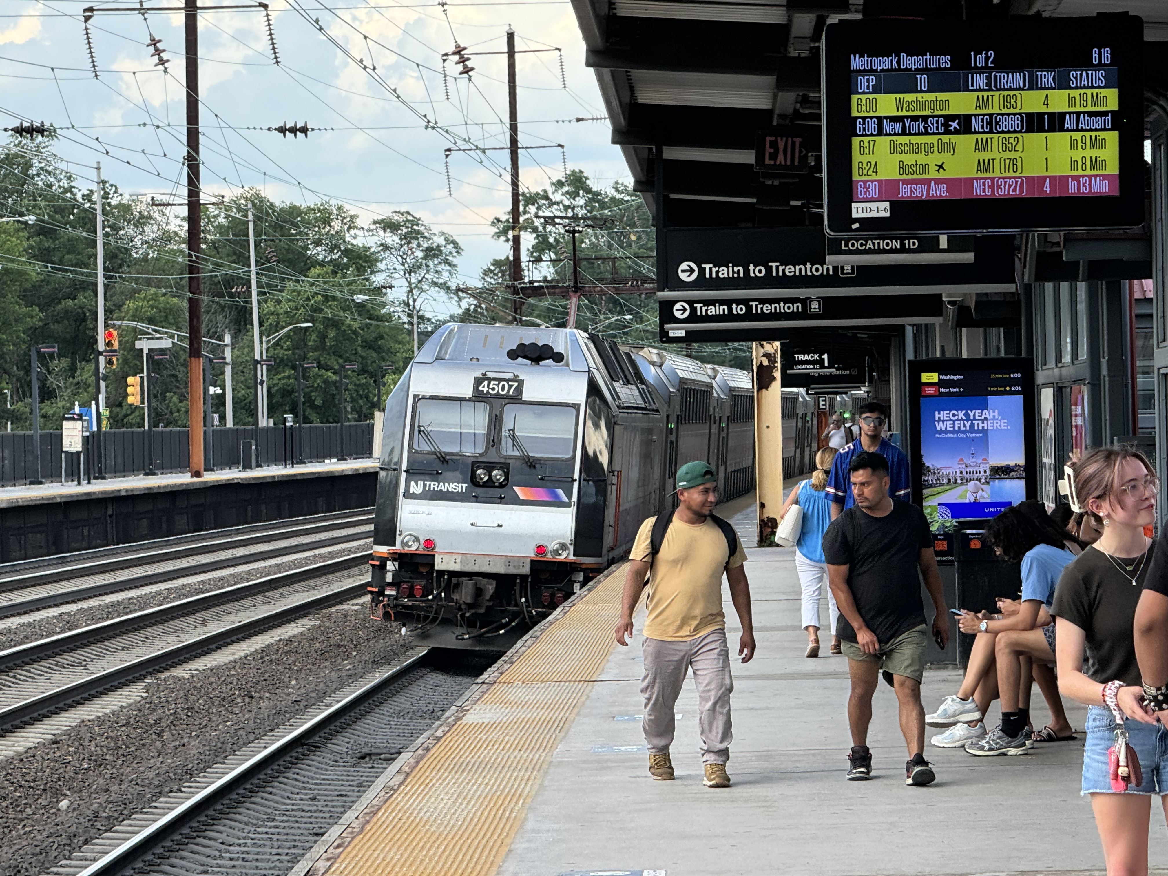 NJ Transit rail service sees rampant cancellations during heat wave