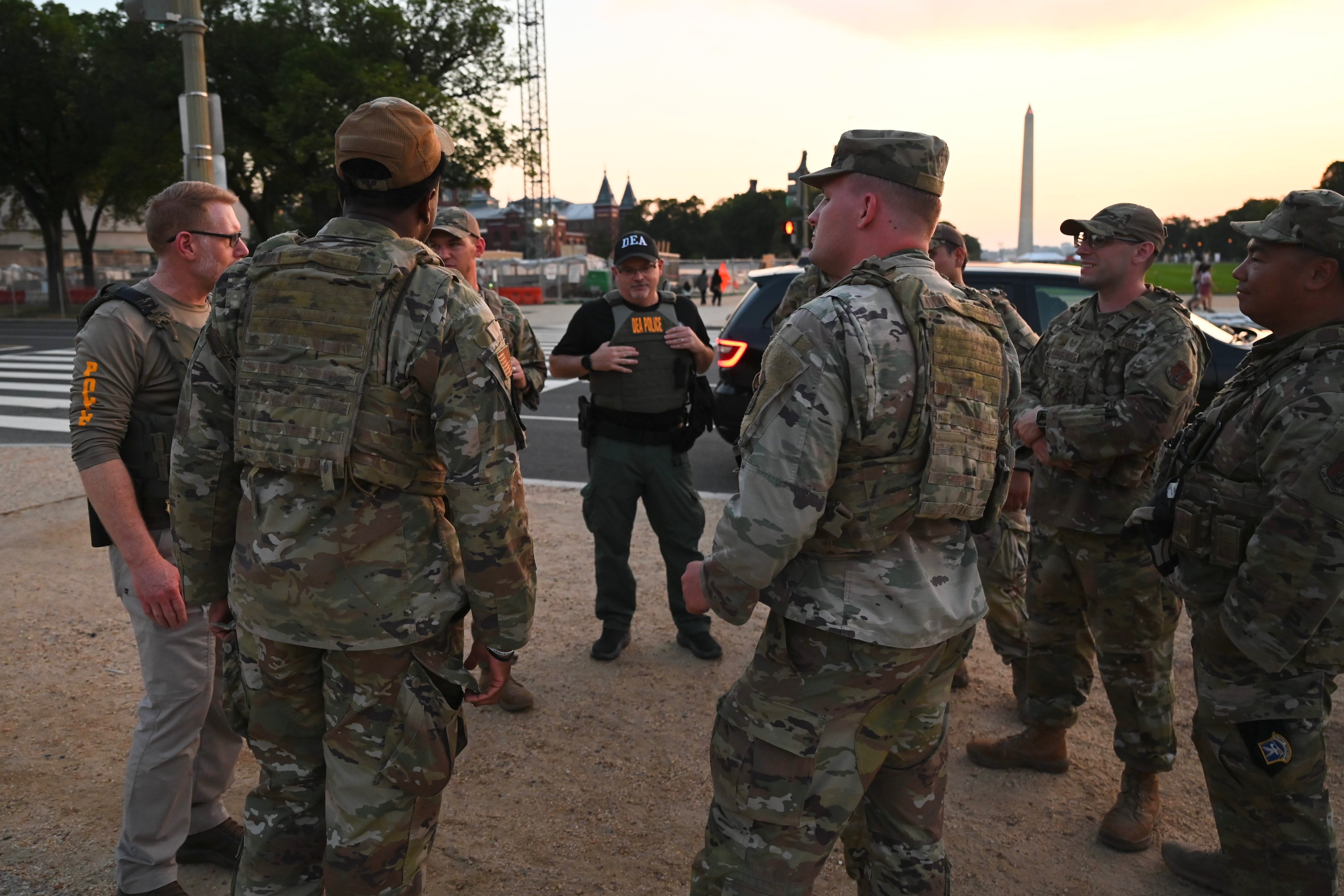 Three more states to deploy National Guard to DC