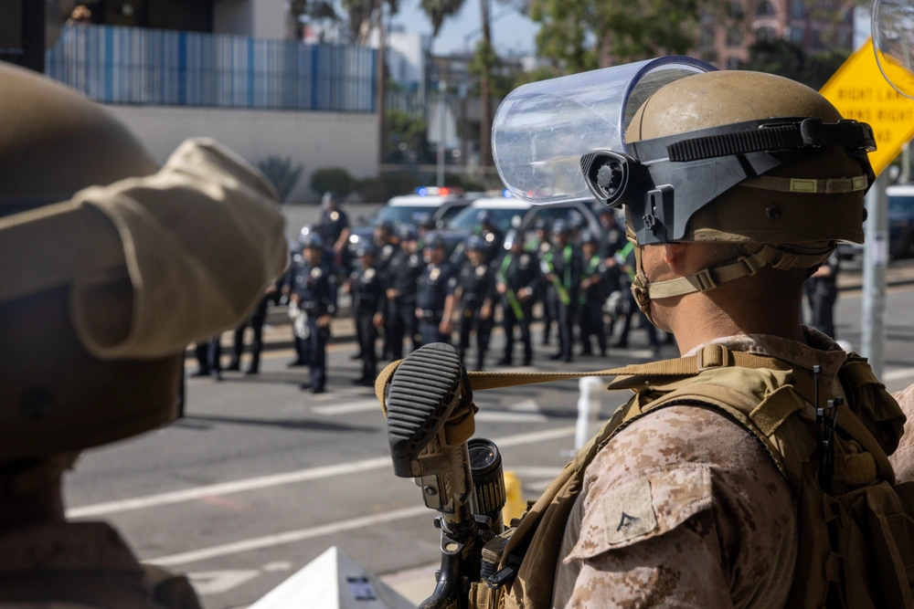U.S. Marines assigned to Task Force 51 guard a federal building in Los Angeles on June 14, 2025. DVIDS/Logan Courtright